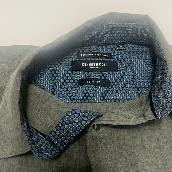 Kenneth Cole Button Down Dress Shirt, gray slim fit size medium - Picture 3 of 5